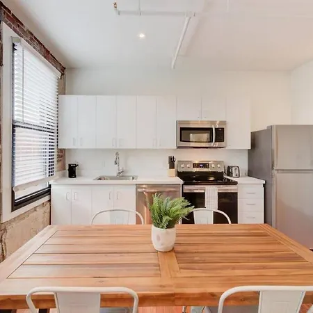 Modern Apartment In Historic Shell Memphis Exterior photo